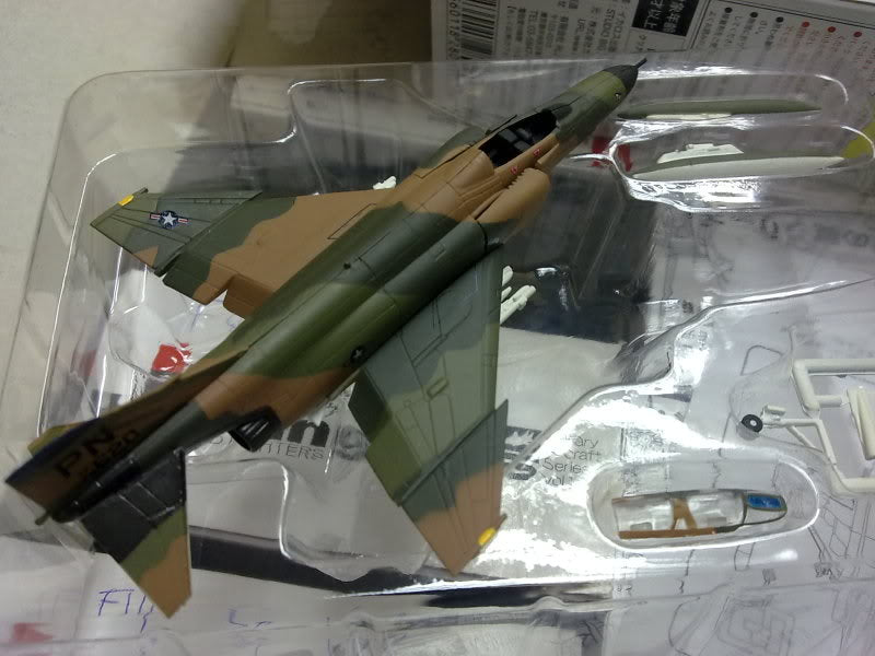 Cafereo 1/144 J-Wings US Navy fighter F-4E Phantom II Vietnam war 1974 model kit