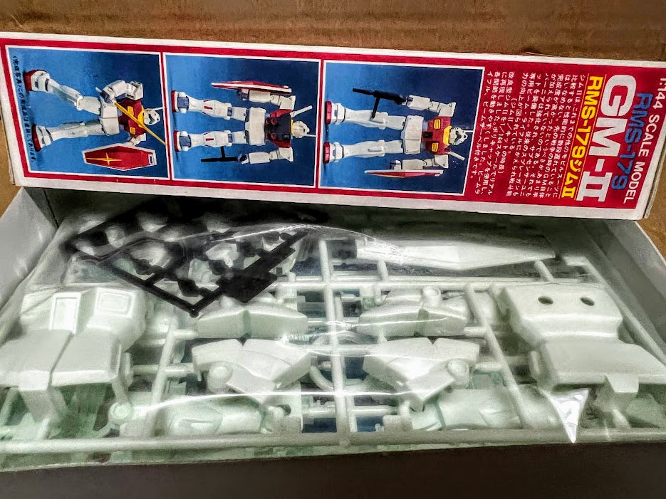 Bandai Z Gundam 1/144 Mobile Suit RGM-179 EFSF GM II classic model kit