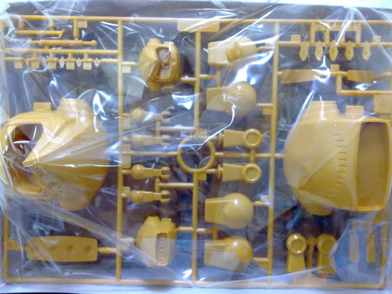 Bandai Gundam 0079 Zeon's 1/550 Mobile Armor MA-04X Zakrello space test type