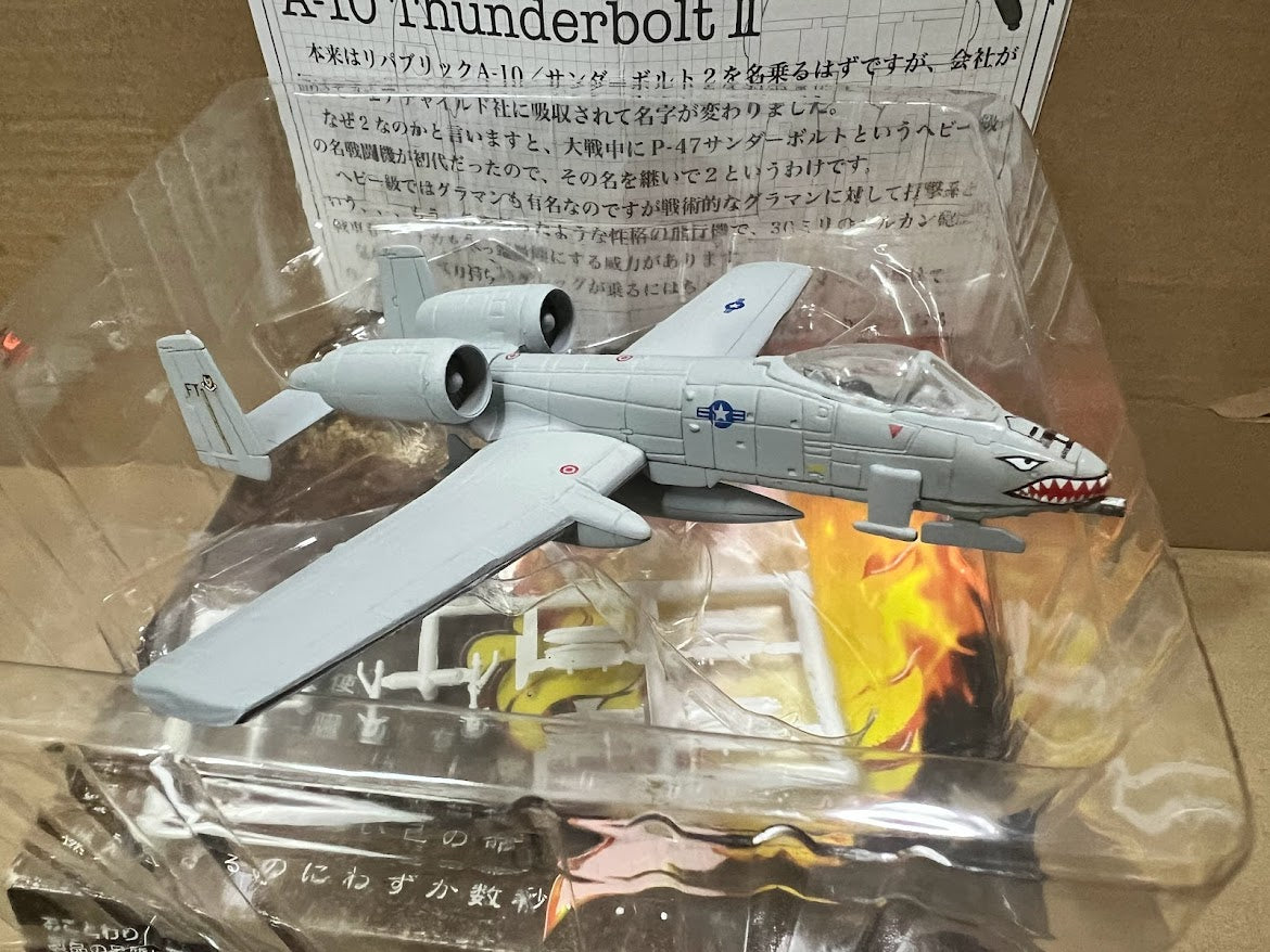 Cafereo 1/144 Area 88 USAF FairChild A-10 Thunderbolt Attack Aircraft model kit