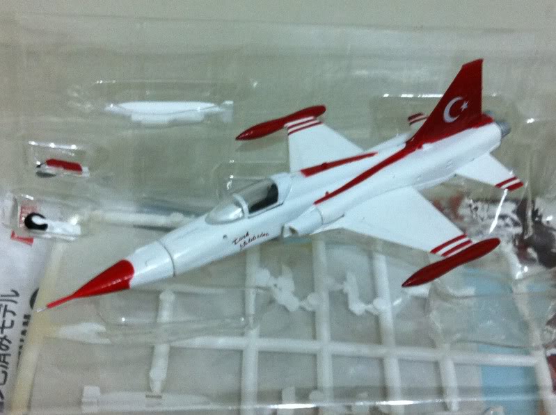 Cafereo Jwings 1/144 F-5A Freedom fighter Turkish air force  model kit Special