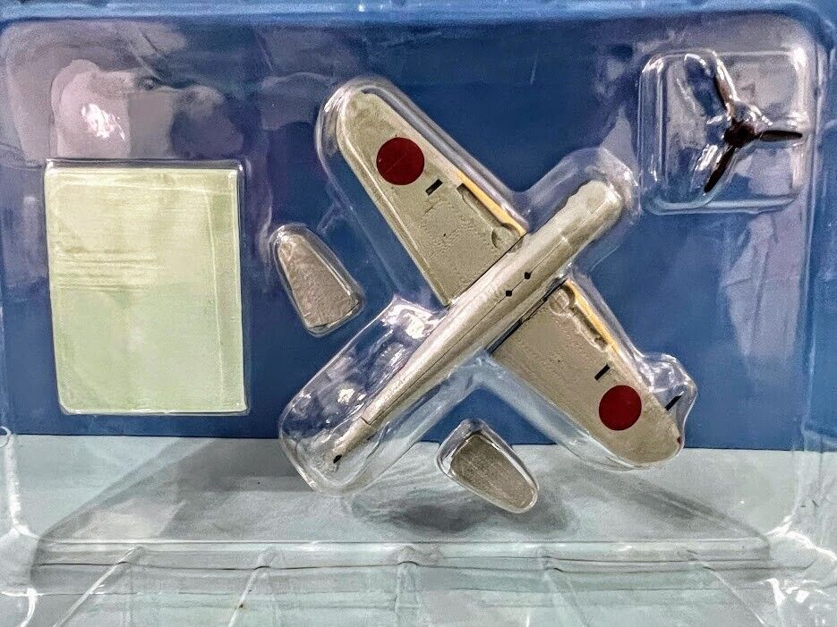 Cafereo 1/144 Japan Yokosuka D4Y3 Suisei Judy Comet Type 33 252sq model kit #02