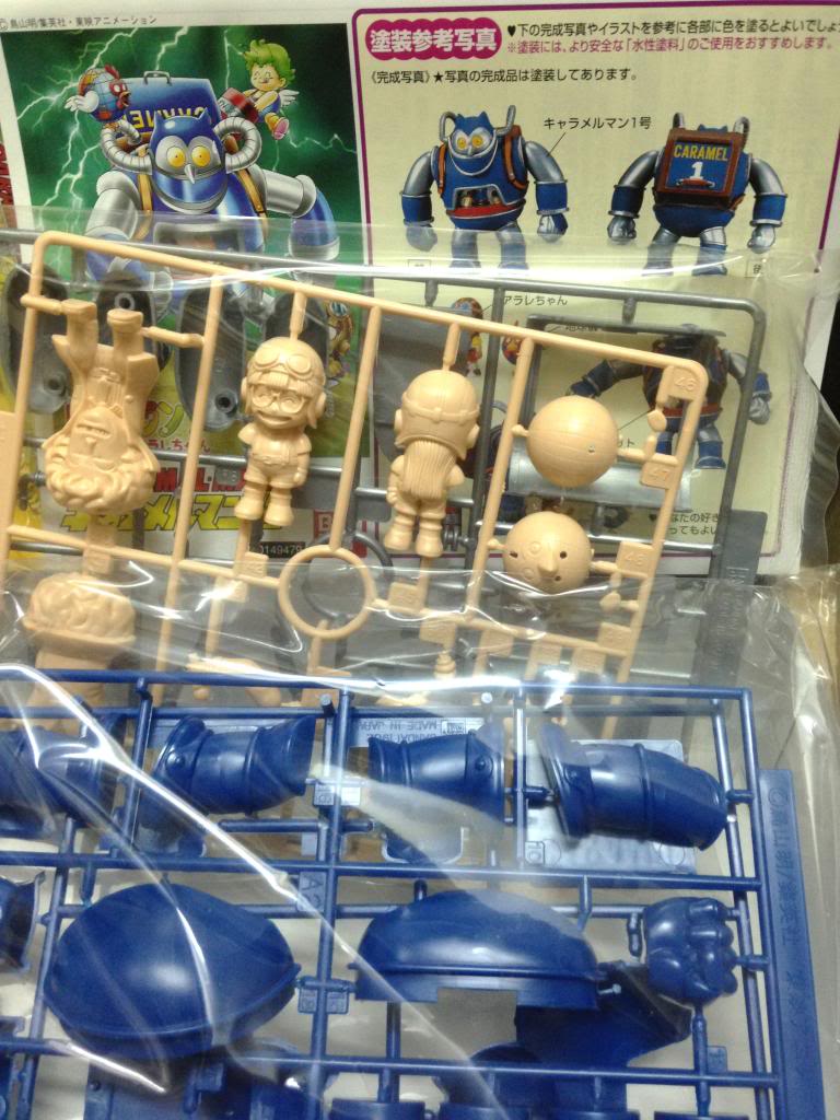 Bandai Dr. Slump Arale Japan Anime Robot Carmeral 1 and Arale hobby model kit