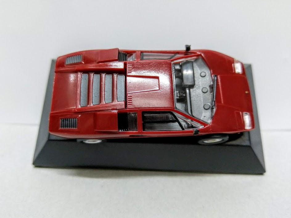 F-Toys 1/64 Sport Racing Car Lamborghini Countach LP400 Red