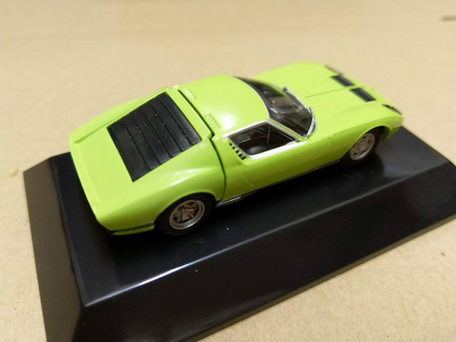F-Toys 1/64 HO Sport Racing Car Lamborghini next Miura P400 model Green