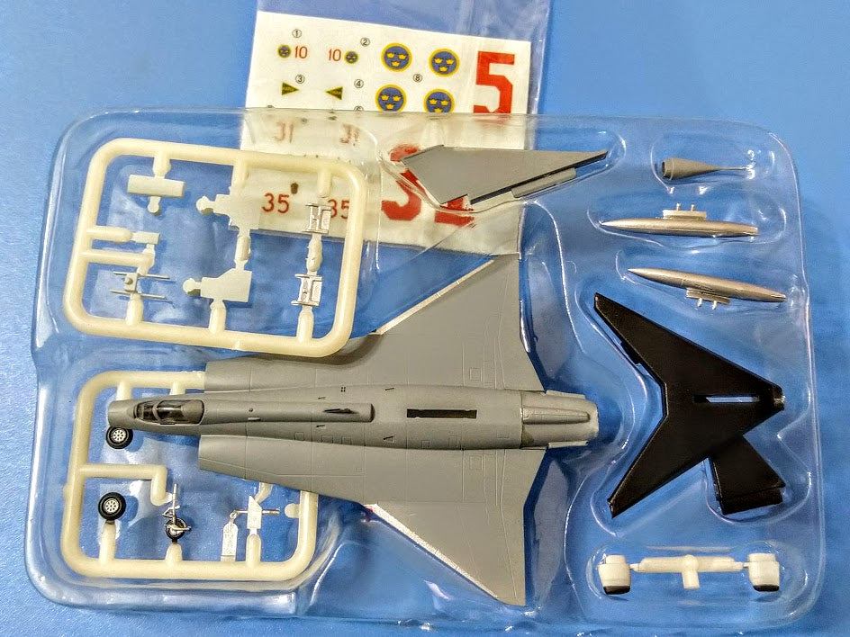 F-toys 1/144 70's Jet Swedish Air Force SAAB J35F Draken 10th FG model kit #3B