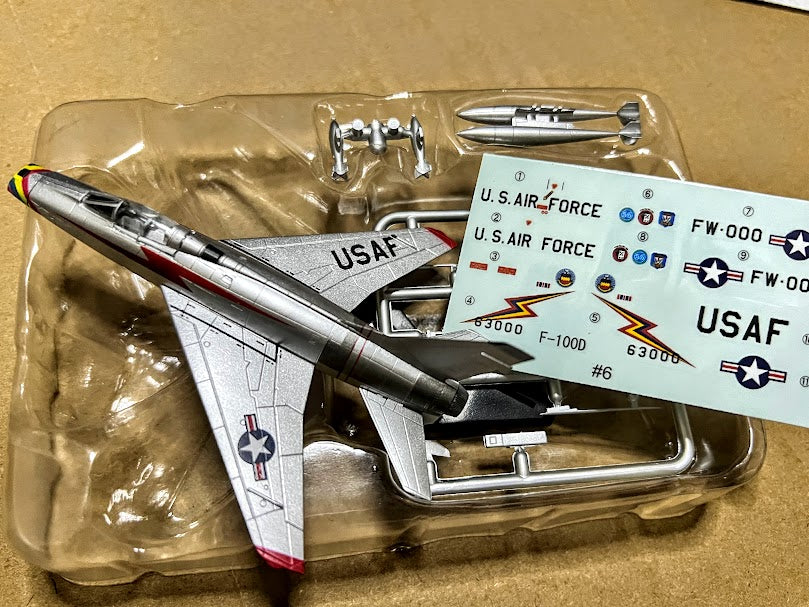 F-toys 1/144 Aviation Fans #05 F-100D Super Sabre 20th FG Flight Commander kit