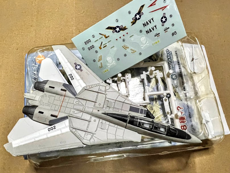 F-toys 1/144 Aviation Fans #08 USN F-14A Tomcat VF-84 Jolly Rogers model kit