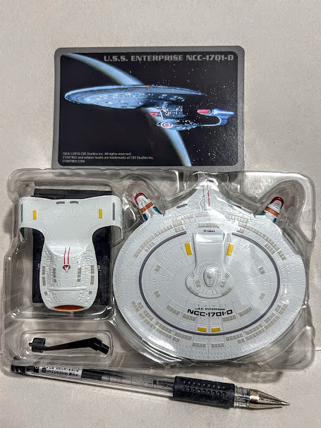 F-toys Star trek 1/2500 Space ship #04 USS Enterprise NCC-1701D display kit