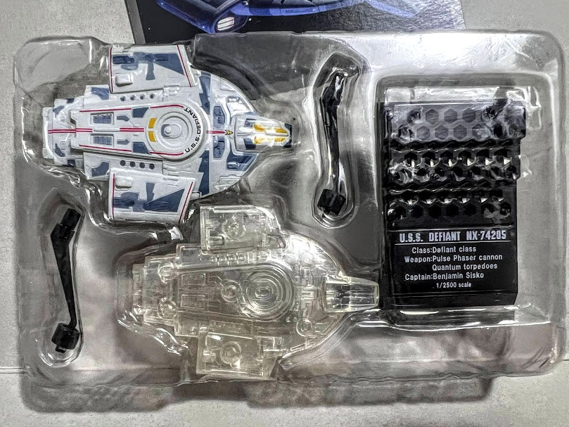 F-toys Star trek 1/2500 Space ship USS Defiant NX74205 Normal & Transparent ver.