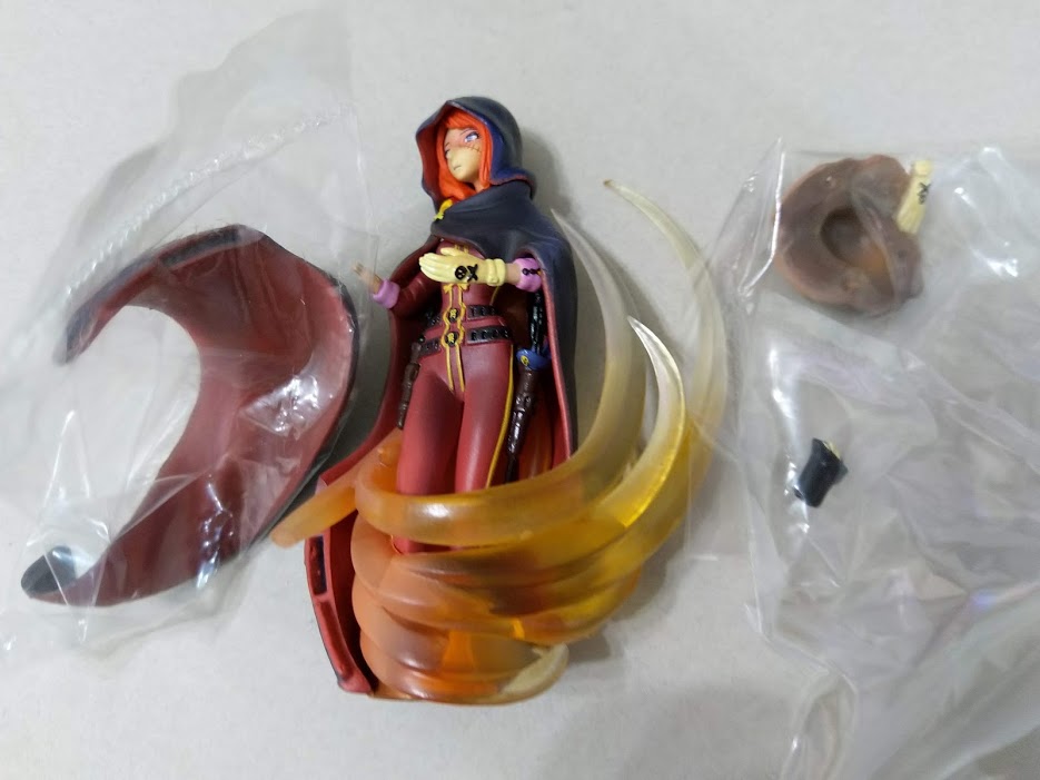 Adieu Galaxy Express 999 Captain Harlock Action Gashapon Figure Queen Emeraldas