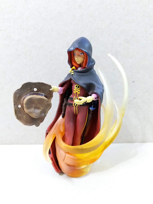 Adieu Galaxy Express 999 Captain Harlock Action Gashapon Figure Queen Emeraldas
