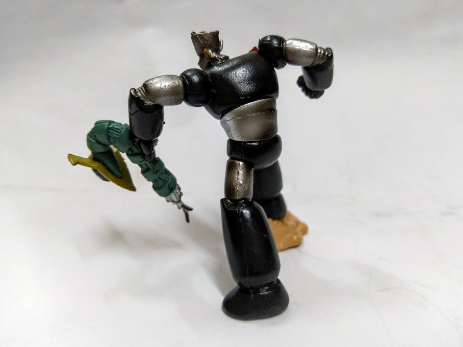 Super Robot Mazinger Z fighting scene gashapon action figure