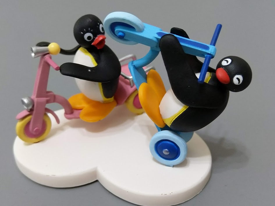 Pygos Pingu action figure series #04 - Pingu and Cycling Scooter set rare