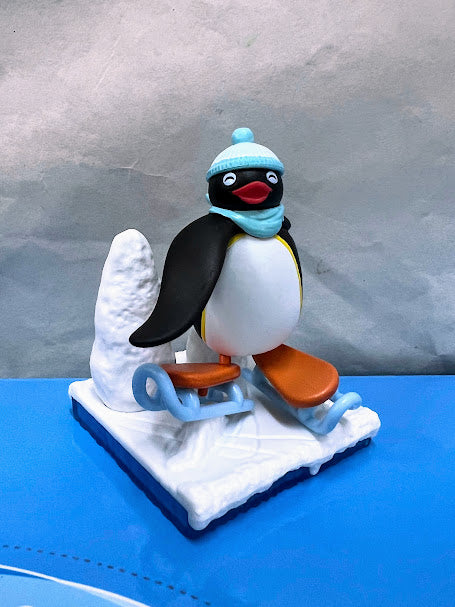 Pygos Pingu action figure Mini Scene 1 - Ice skating Pingu