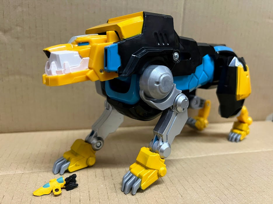 Playmates Voltron 2017 Combinable Yellow Blue Lion Action Figure loose packed