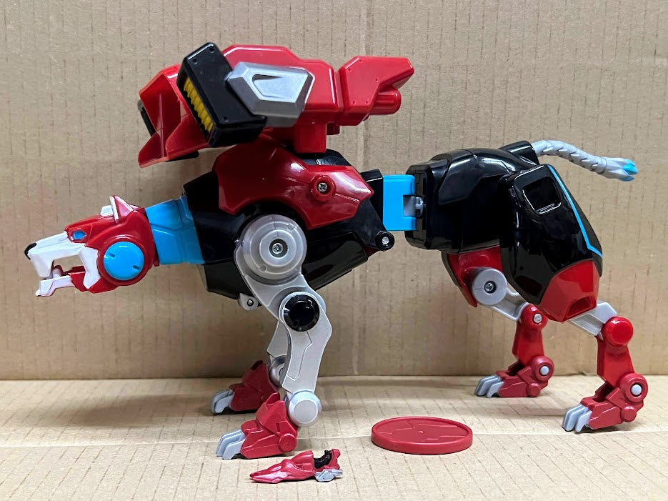 Playmates Voltron 2017 Combinable Red Lion Action Figure loose packed