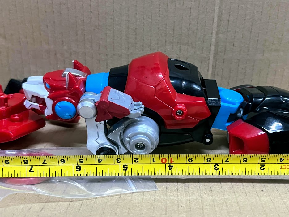 Playmates Voltron 2017 Combinable Red Lion Action Figure loose packed