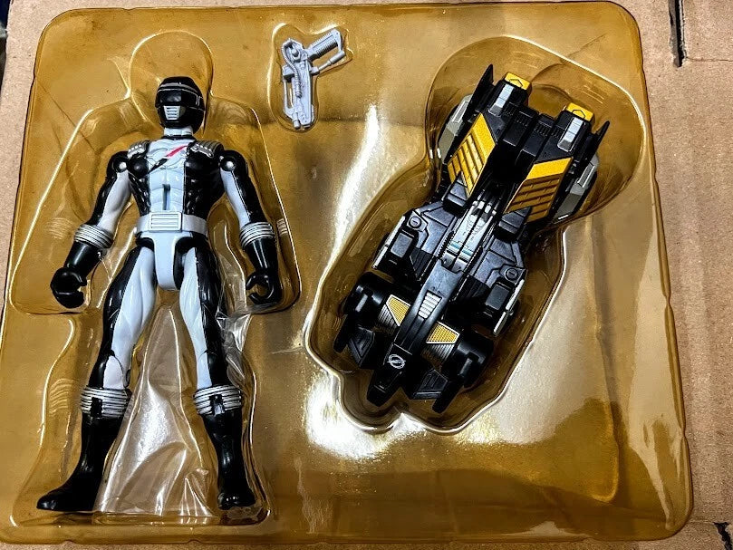 Power rangers Bandai Sentai Boukenger Go Go ranger black figure & Vehicle