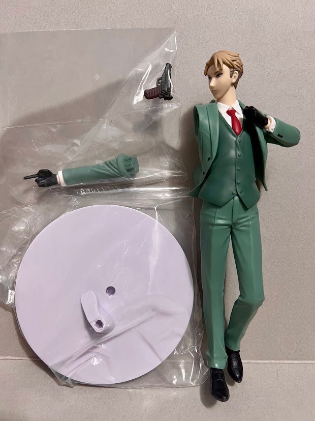 SEGA Figure - Spy x Family Loid Forger shooting pose action figure