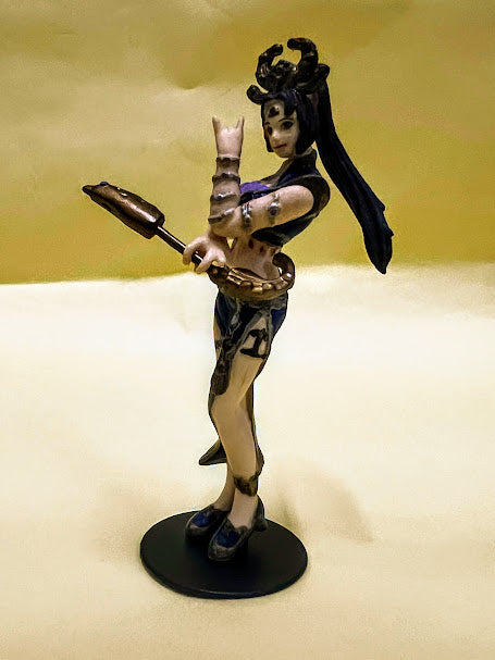 Three Kingdom Romance warrior - Politician of Wei - 1:18 Lady Zhen figure