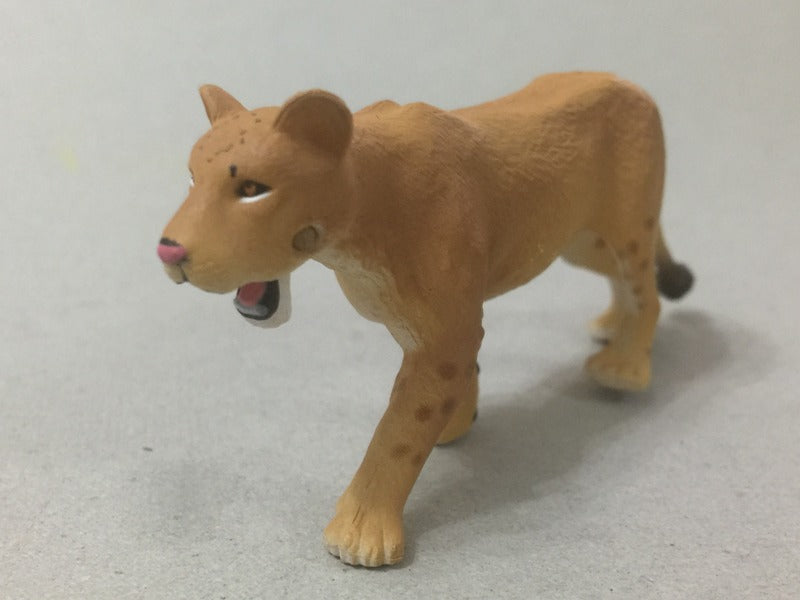 Tomy Takara Animal - 2 Lions the Mom & Kid Movable figure 5-9 cm