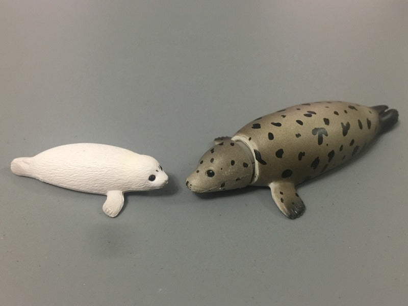 Tomy Takara Animal - Seal Movable figure 7.5 and 4.5 cm