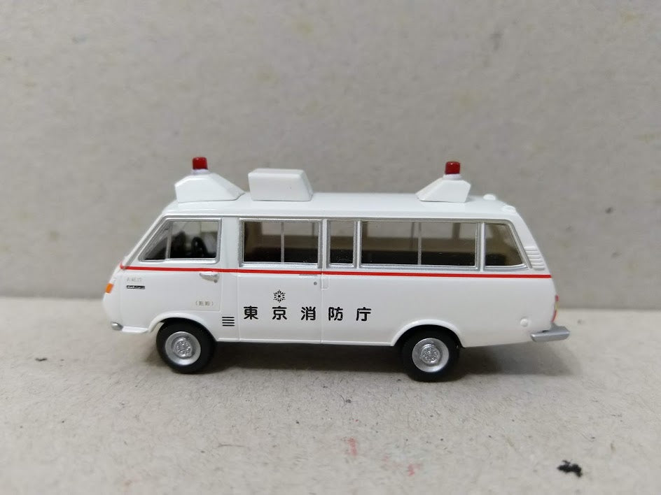 Tomytec 1/80 HO scale model car 80s-Toyota HiAce Classic Vehicle Fire Dept White