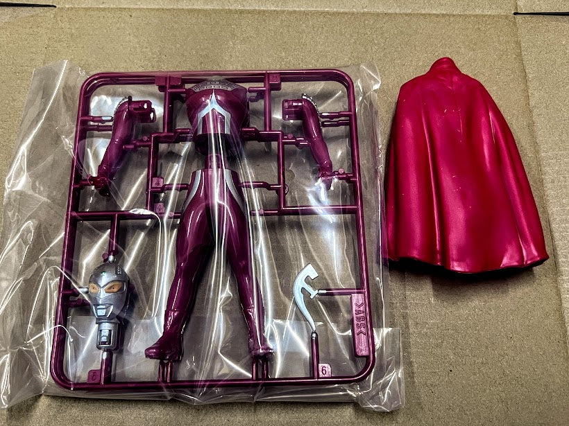 Tsuburaya Ultraman DIY quick build figure kit 5 inches - First Ultraman