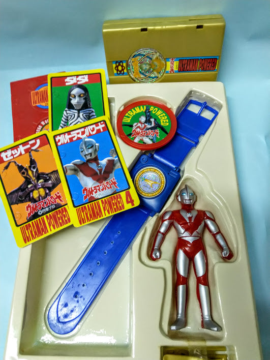 Yataka Ultraman Powered 4 inches figure in attack box play set 1994 vintage toy